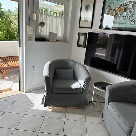 Prázdninový dům Little Beachouse Prvic Island