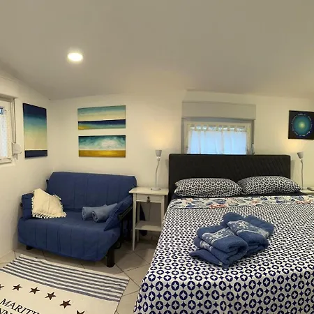 Little Beachouse Prvic Island *