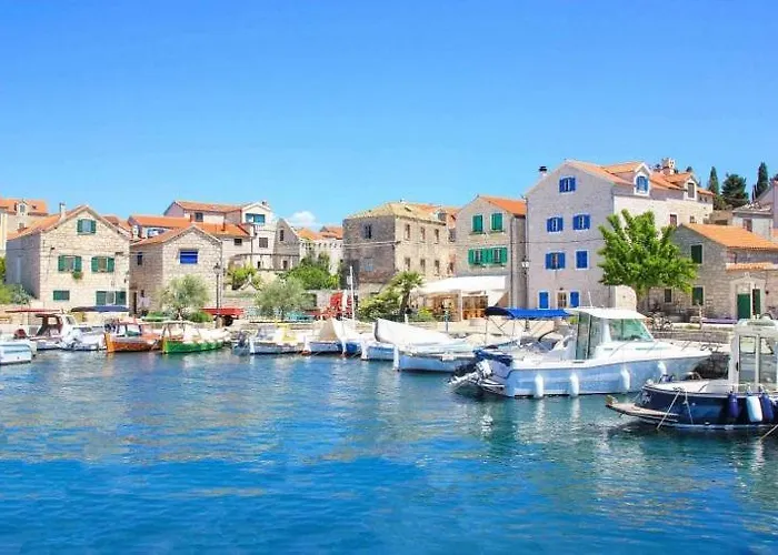 Little Beachouse Prvic Island * פרוויץ' שפורינה