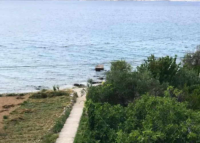 Little Beachouse Prvic Island