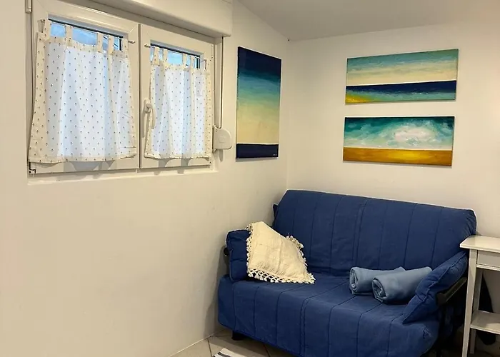 Little Beachouse Prvic Island * פרוויץ' שפורינה