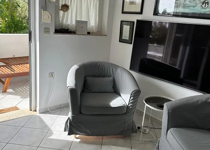 Little Beachouse Prvic Island