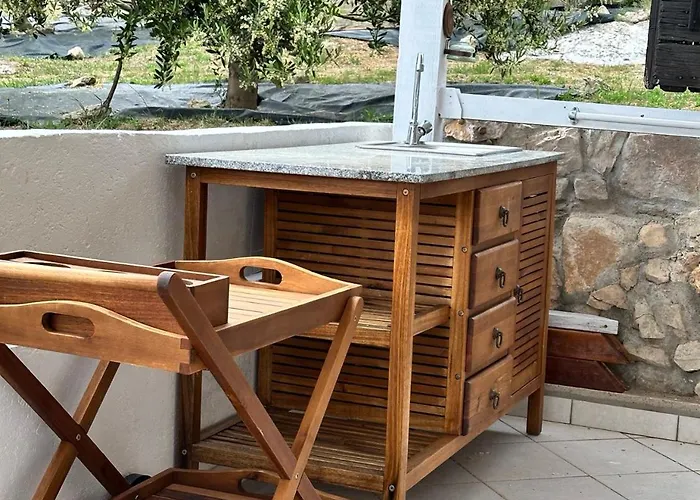 בית נופש Little Beachouse Prvic Island פרוויץ' שפורינה